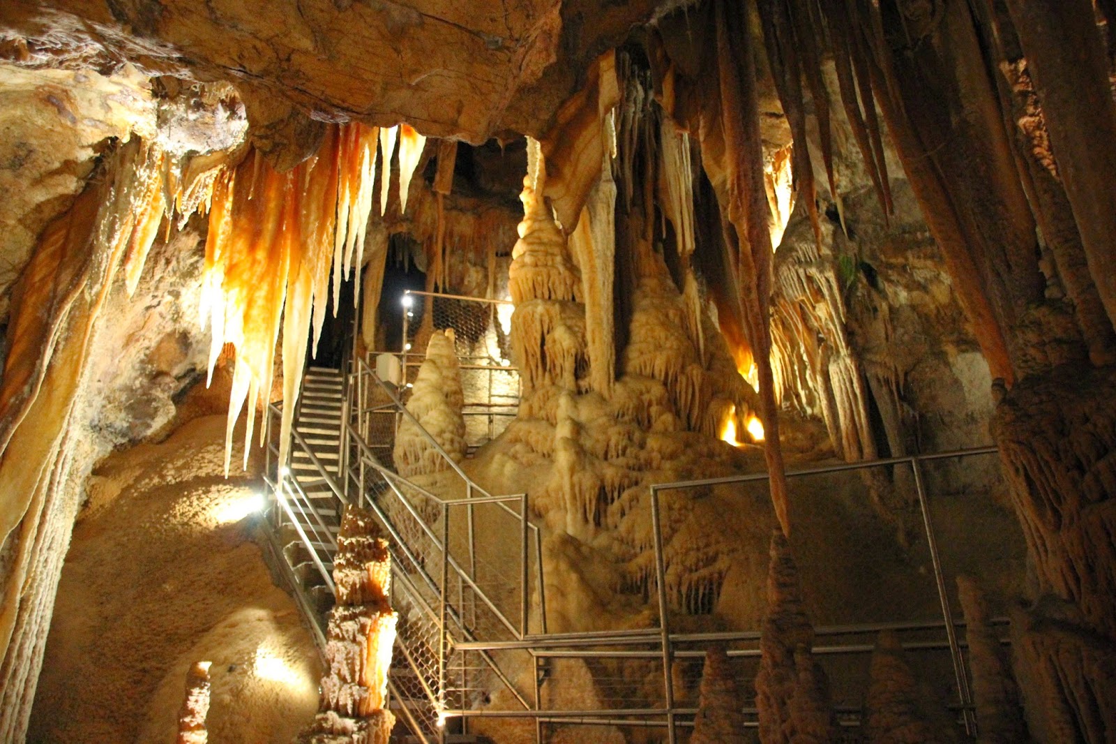 Discover the Underground with a Jenolan Caves Tour