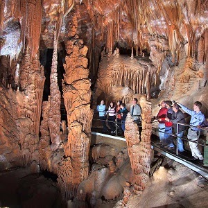 Tour of the Week – Blue Mountains and Jenolan Caves